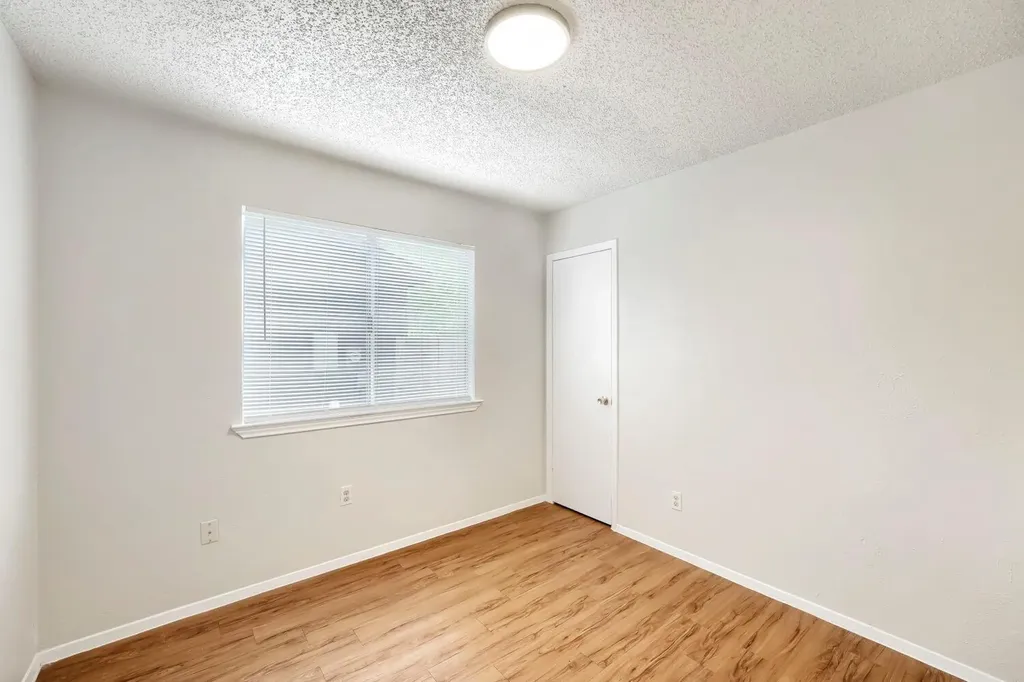 2301 Dove Springs Drive Austin TX 78744