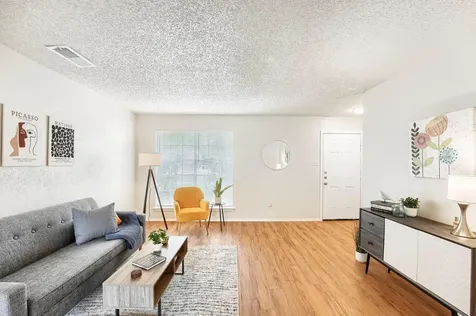 2301 Dove Springs Drive Austin TX 78744