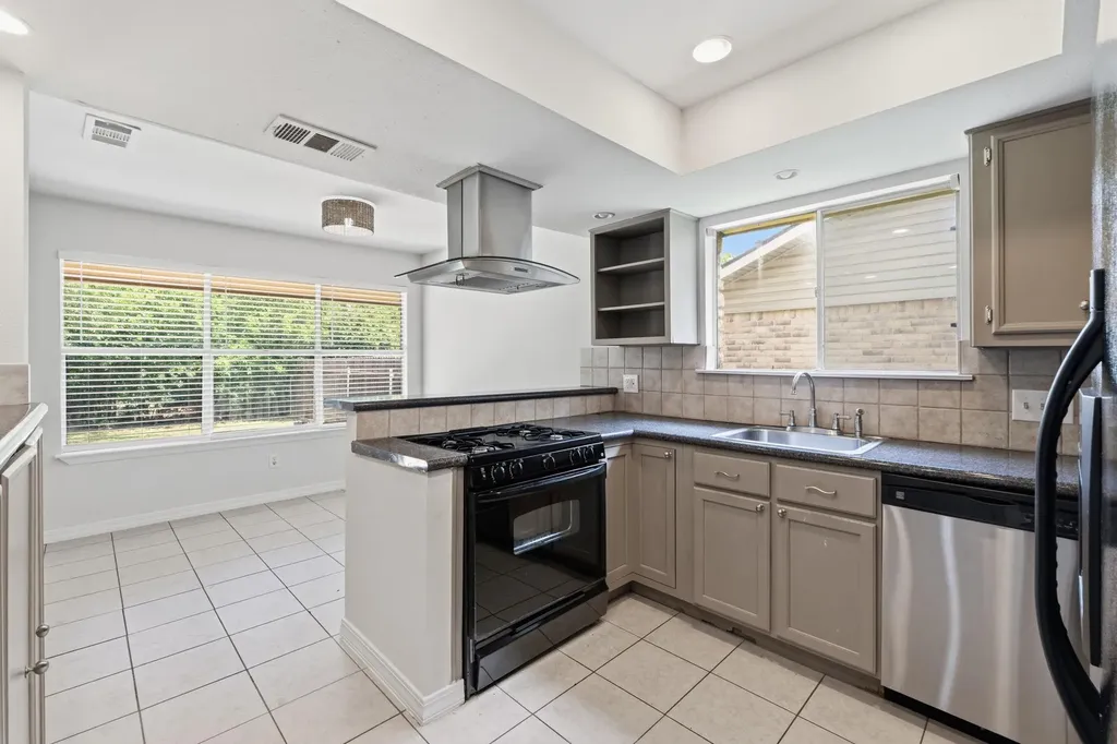 10218 Missel Thrush Drive Austin TX 78750