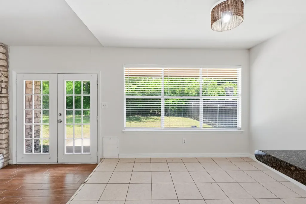 10218 Missel Thrush Drive Austin TX 78750