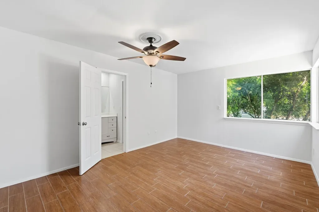10218 Missel Thrush Drive Austin TX 78750