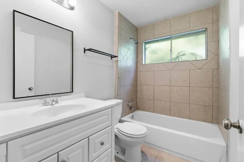 10218 Missel Thrush Drive Austin TX 78750
