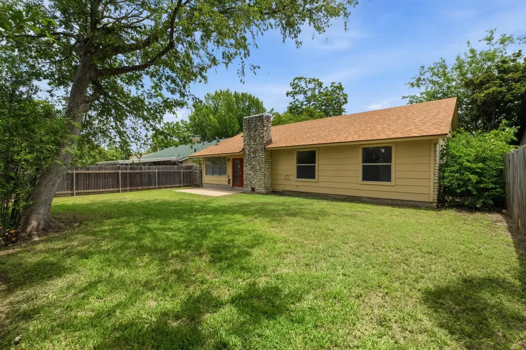 10218 Missel Thrush Drive Austin TX 78750