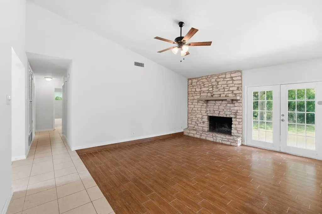 10218 Missel Thrush Drive Austin TX 78750