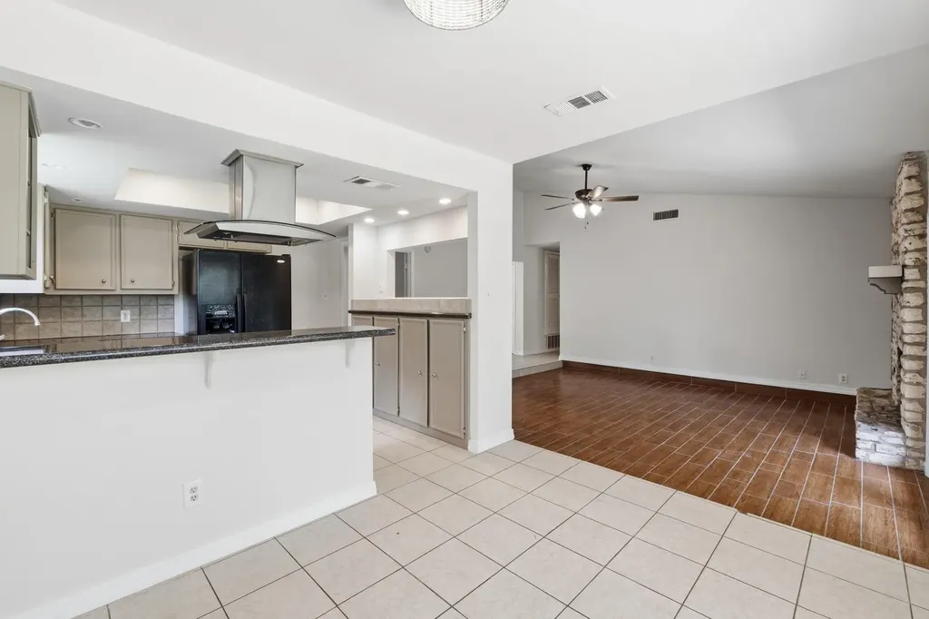 10218 Missel Thrush Drive Austin TX 78750
