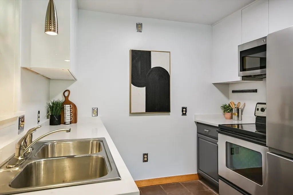 3013 E 18th Street Austin TX 78702