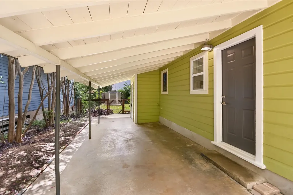 3013 E 18th Street Austin TX 78702