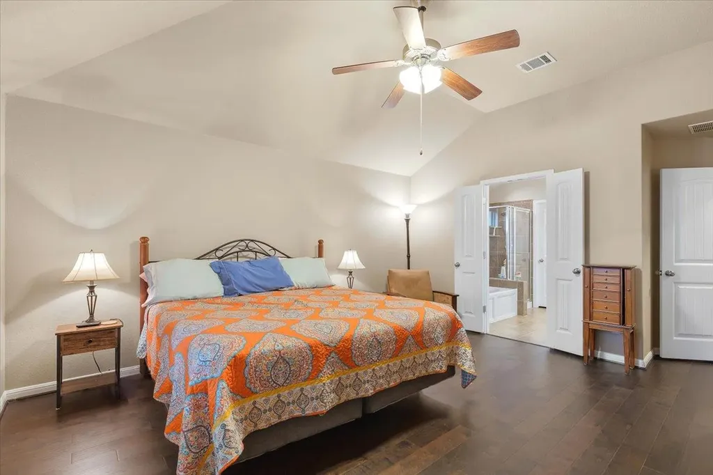 162 Sugar Creek Buda TX 78610