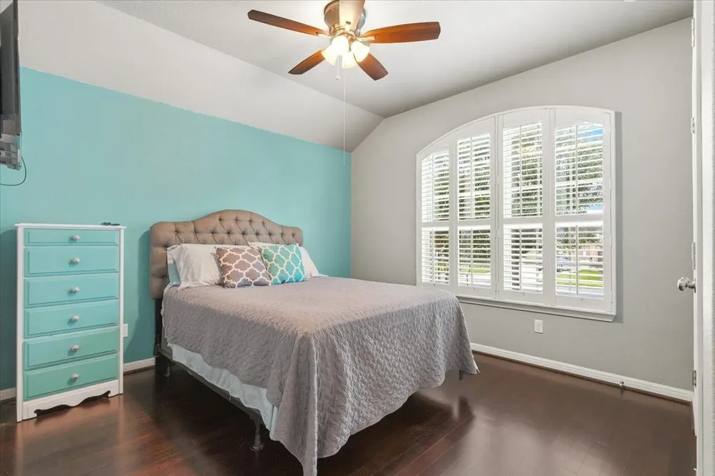 162 Sugar Creek Buda TX 78610