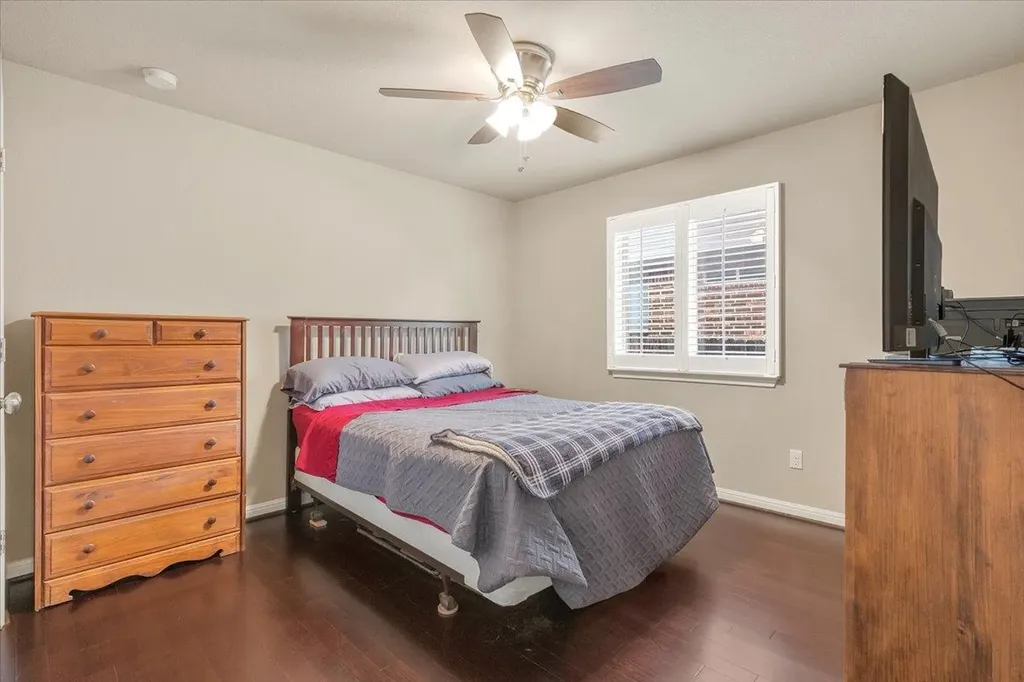 162 Sugar Creek Buda TX 78610