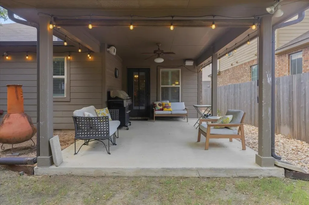 162 Sugar Creek Buda TX 78610