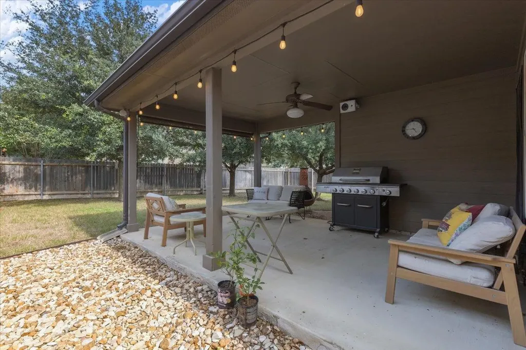 162 Sugar Creek Buda TX 78610