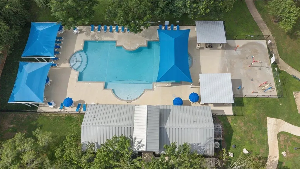 162 Sugar Creek Buda TX 78610