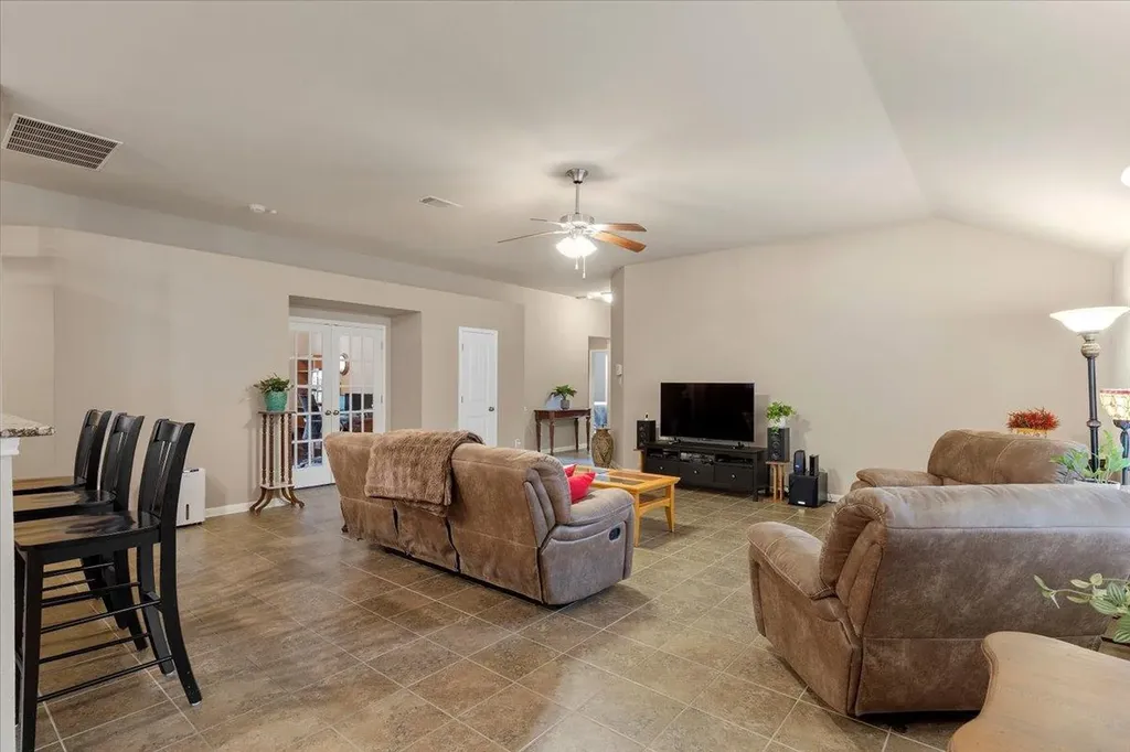 162 Sugar Creek Buda TX 78610