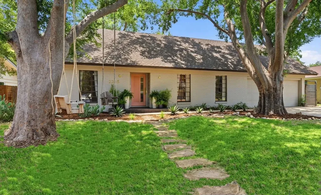 2205 Laramie Trail Austin TX 78745