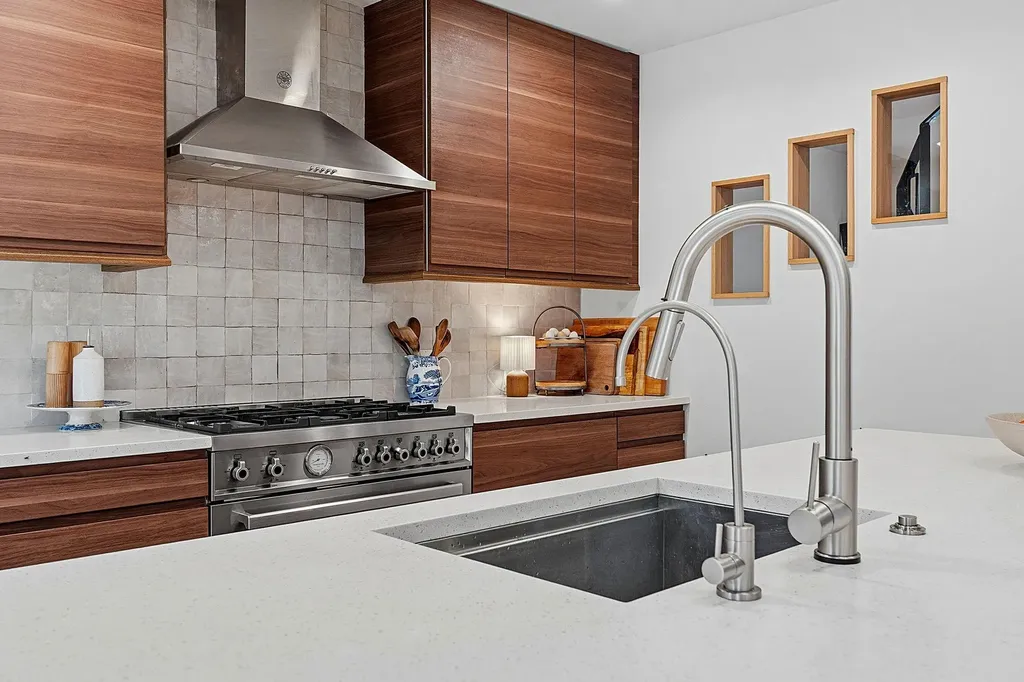 2205 Laramie Trail Austin TX 78745
