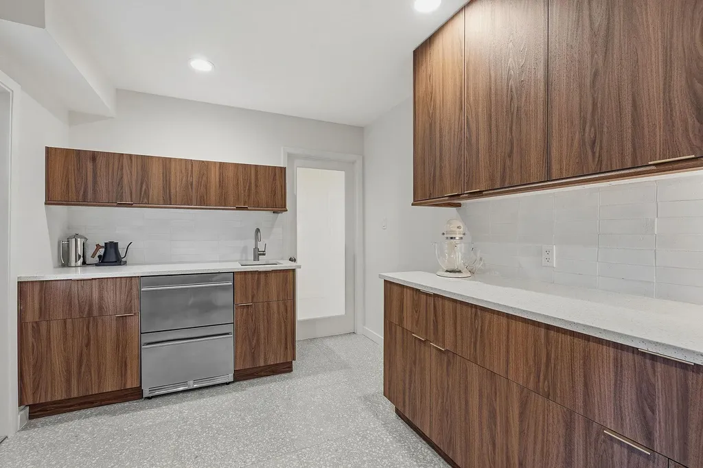 2205 Laramie Trail Austin TX 78745