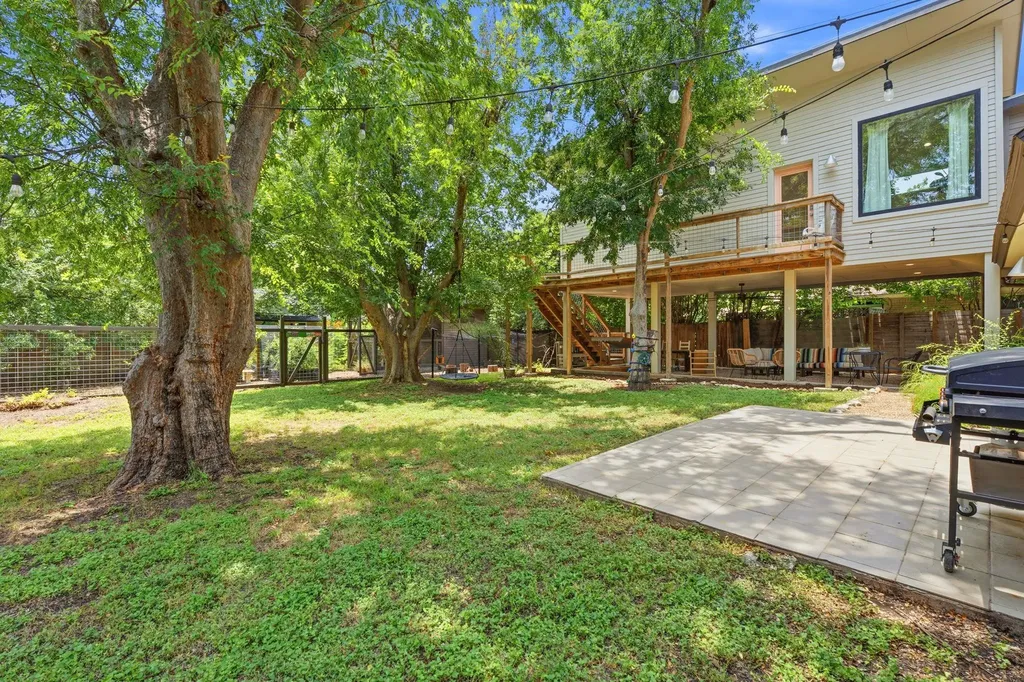 2205 Laramie Trail Austin TX 78745