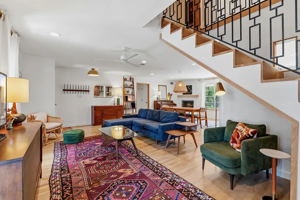 2205 Laramie Trail Austin TX 78745
