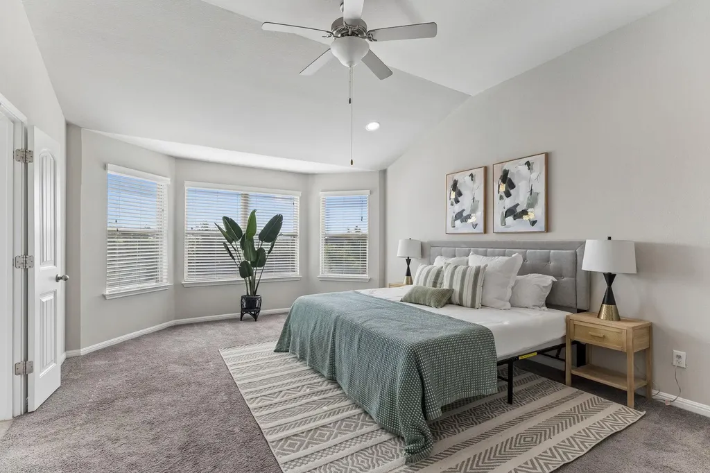 900 Myrna Bend Leander TX 78641