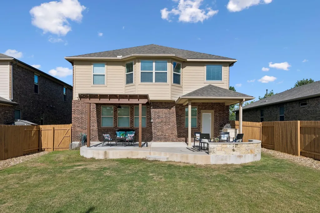 900 Myrna Bend Leander TX 78641