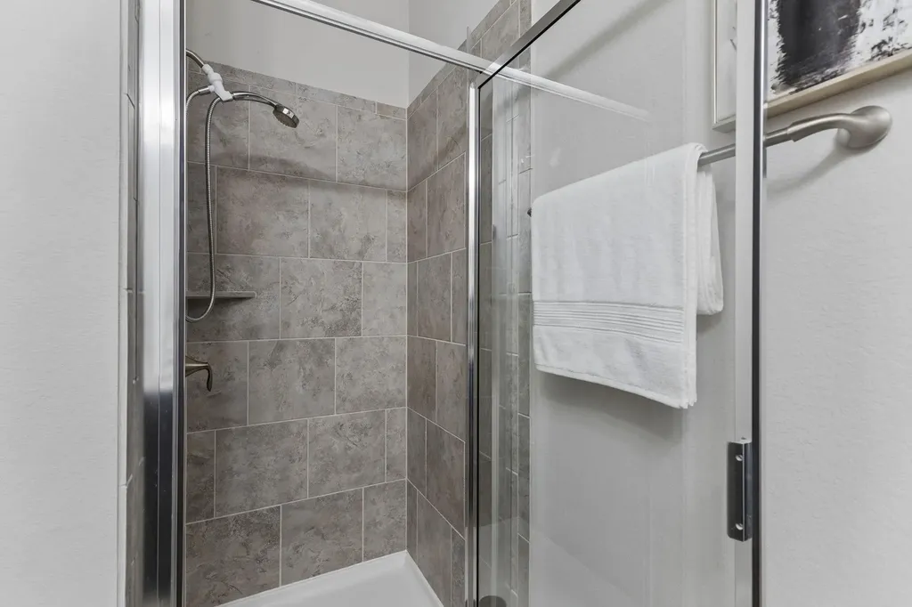 900 Myrna Bend Leander TX 78641