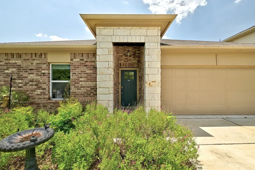 6712 May Shower Drive Austin TX 78744