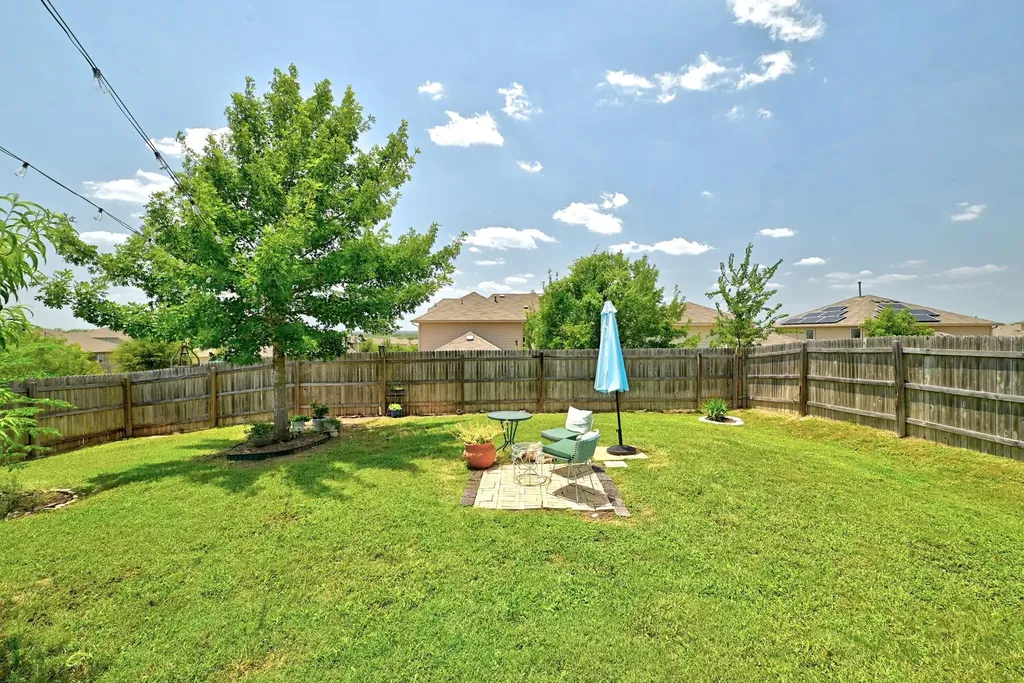 6712 May Shower Drive Austin TX 78744