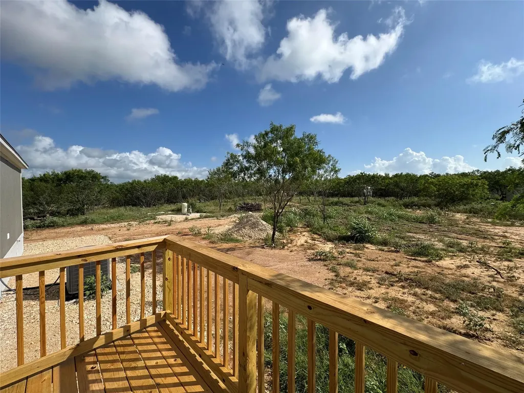 2601 Tumbleweed Trail Dale TX 78616