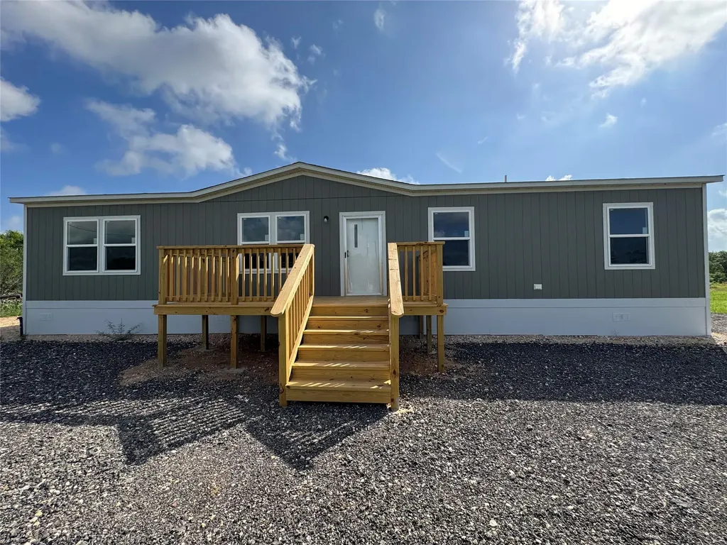 2601 Tumbleweed Trail Dale TX 78616