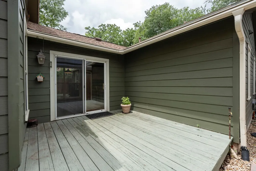 5409 Joe Sayers Avenue Austin TX 78756