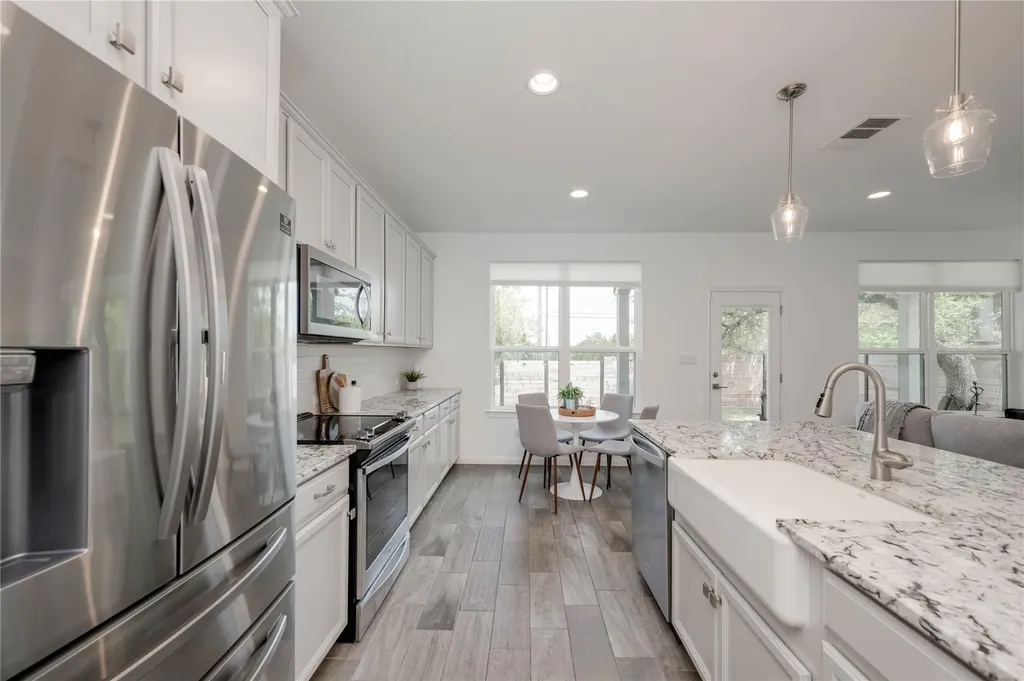 16601 Sydney Carol Lane Austin TX 78734