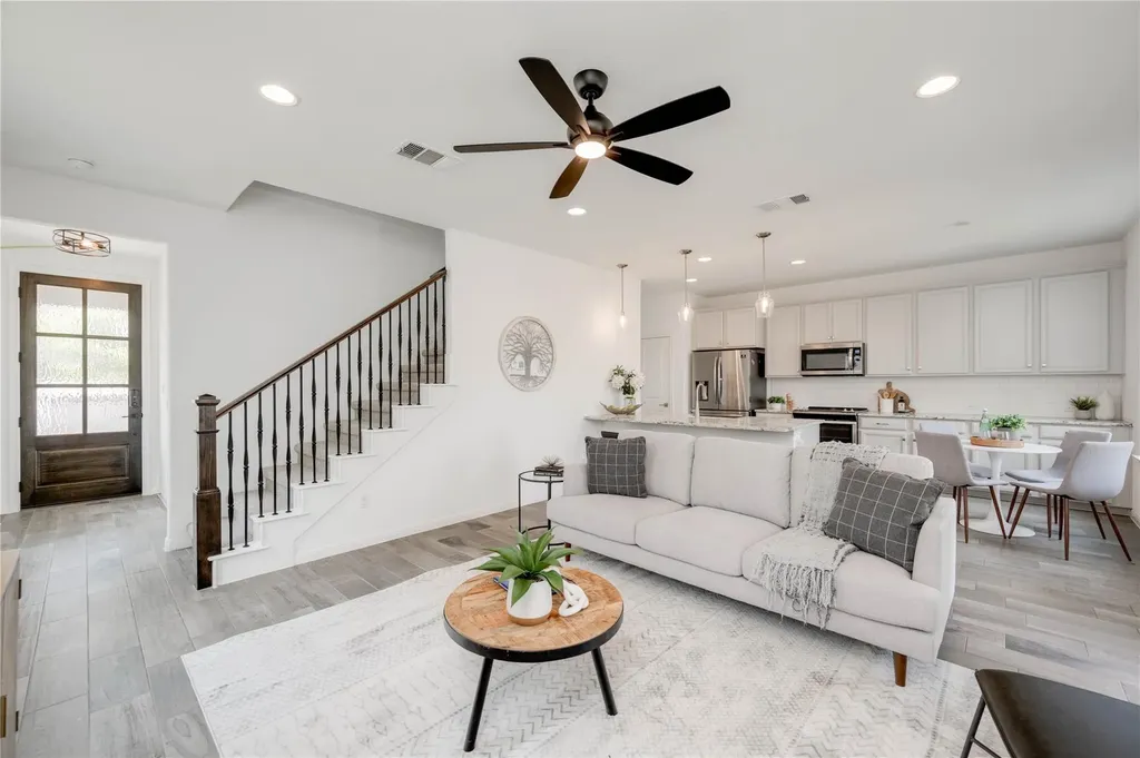 16601 Sydney Carol Lane Austin TX 78734