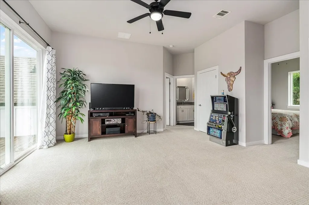22308 Shotts Drive Spicewood TX 78669
