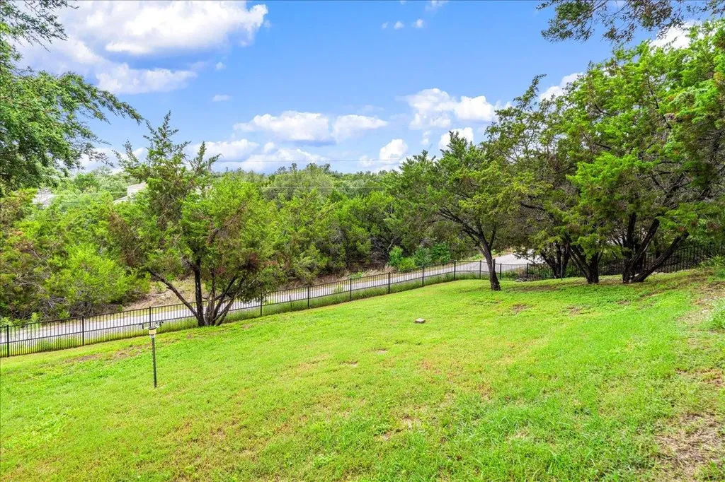 22308 Shotts Drive Spicewood TX 78669