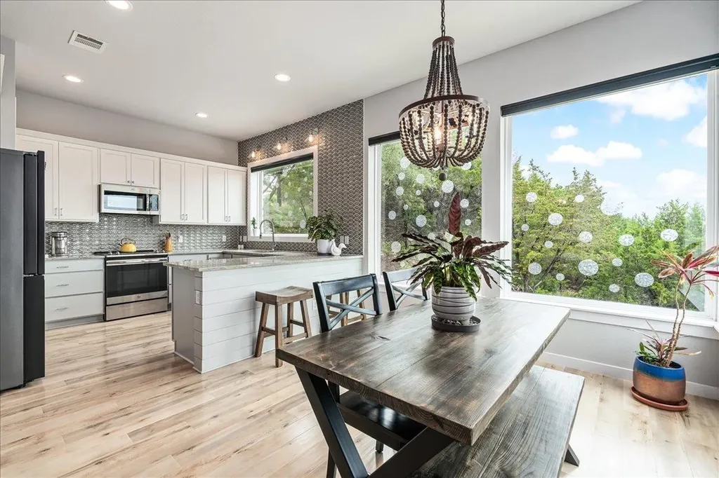 22308 Shotts Drive Spicewood TX 78669