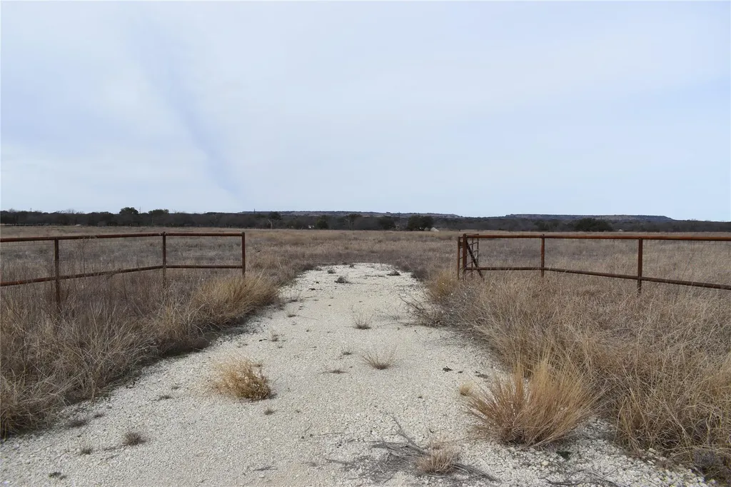 3619 N Fm 1702 Hamilton TX 76531