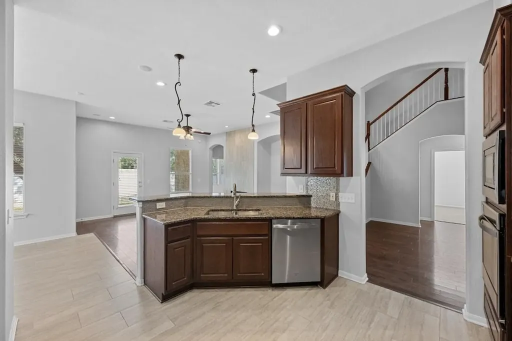 5609 York Bridge Circle Austin TX 78749