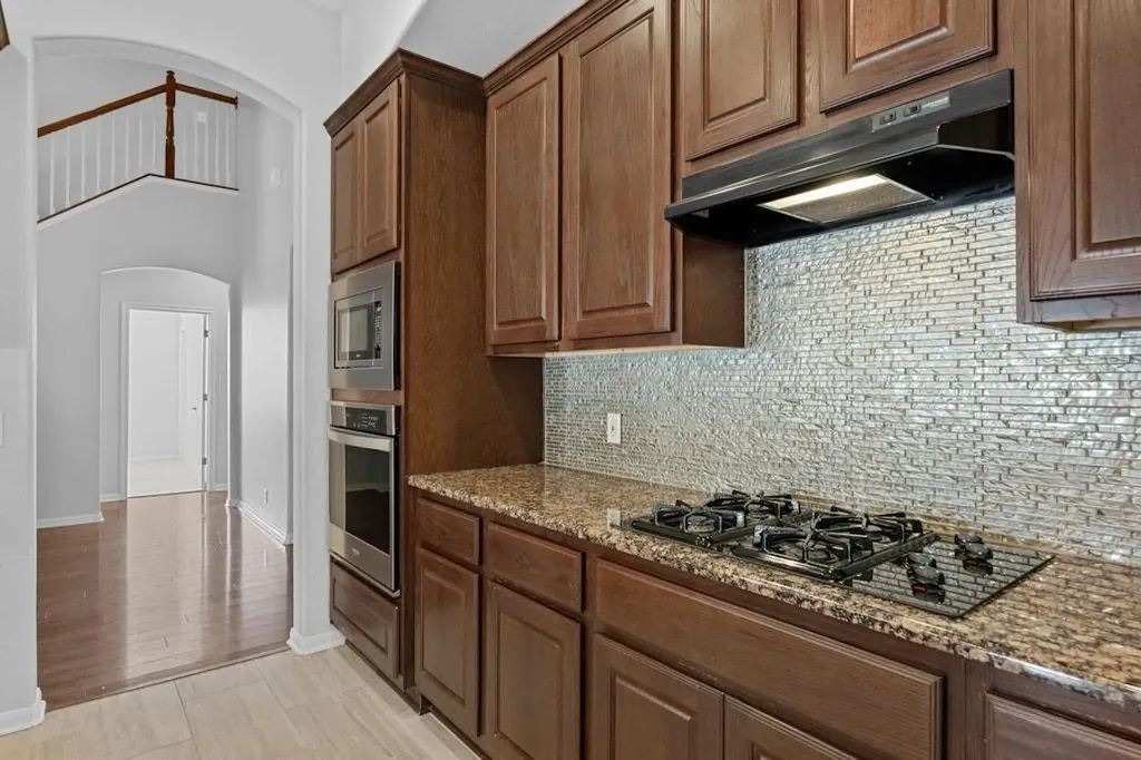 5609 York Bridge Circle Austin TX 78749