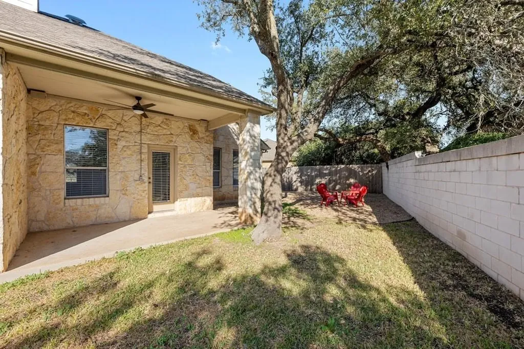 5609 York Bridge Circle Austin TX 78749
