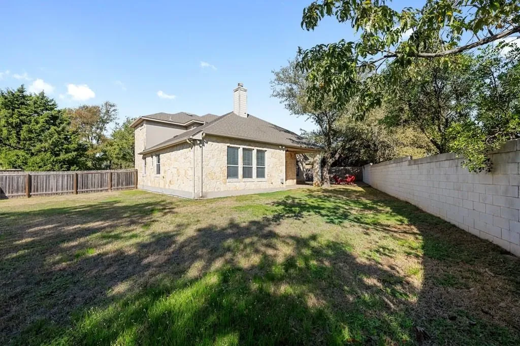 5609 York Bridge Circle Austin TX 78749