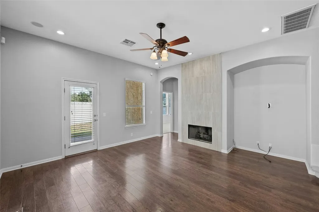5609 York Bridge Circle Austin TX 78749