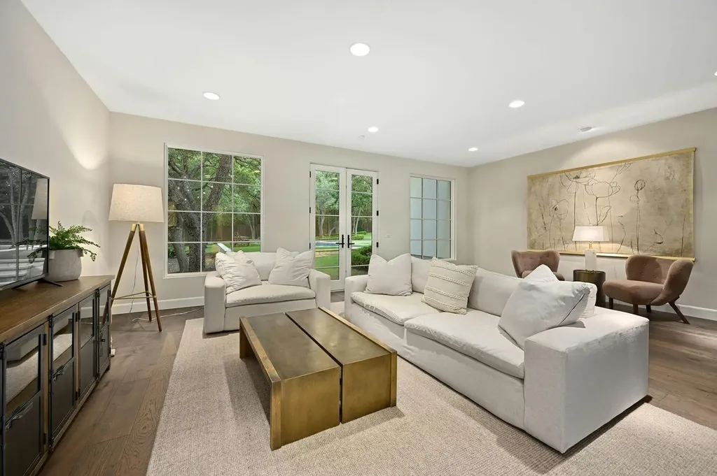 2801 Regents Park Austin TX 78746