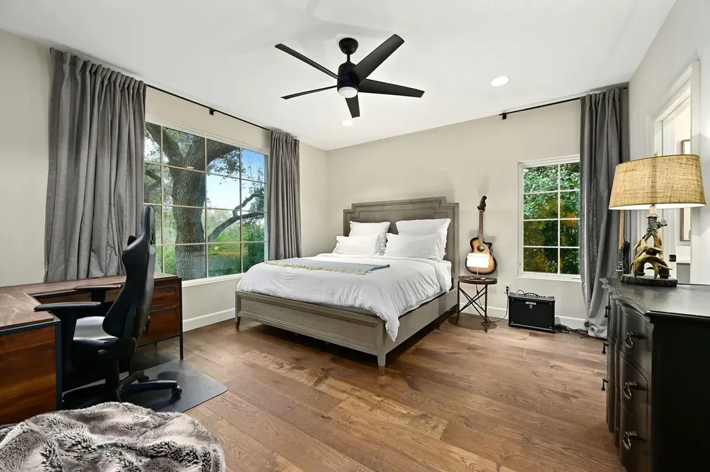 2801 Regents Park Austin TX 78746