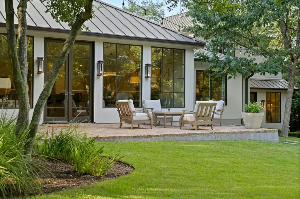 2801 Regents Park Austin TX 78746