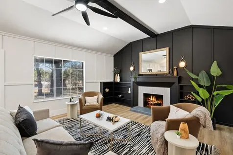 234 Woodcreek Drive Wimberley TX 78676