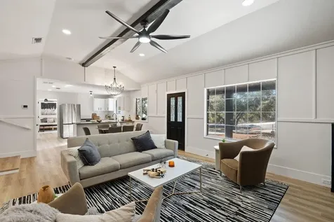 234 Woodcreek Drive Wimberley TX 78676