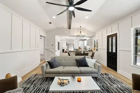 234 Woodcreek Drive Wimberley TX 78676