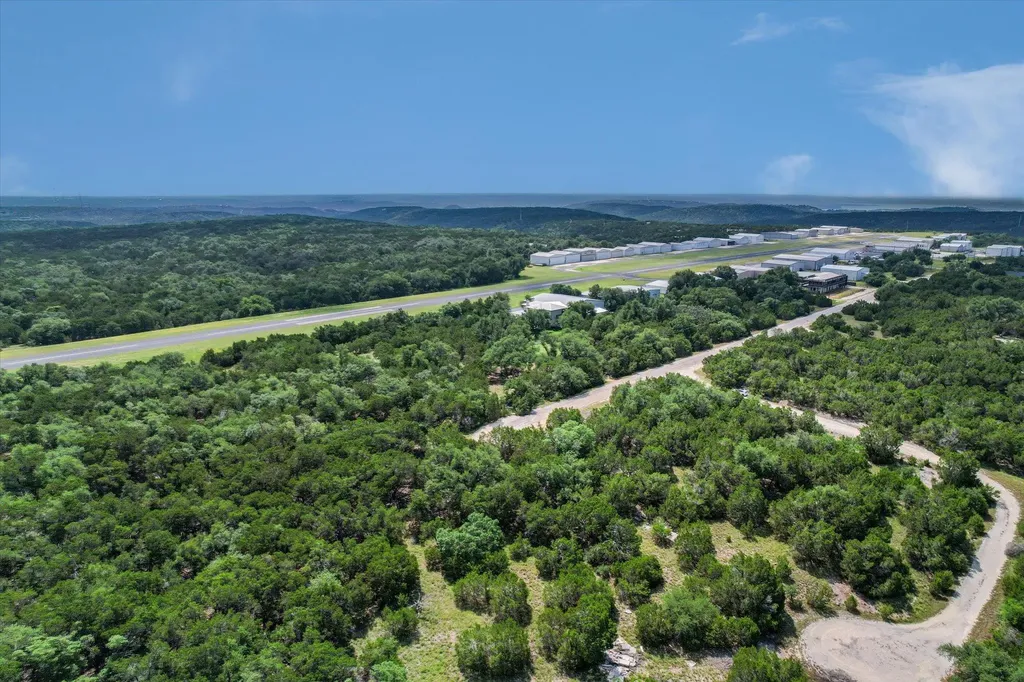 9404 Bar-k Ranch Road Leander TX 78645