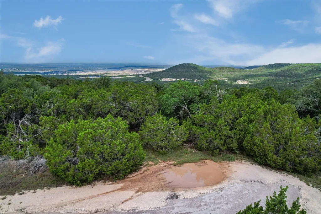 9404 Bar-k Ranch Road Leander TX 78645